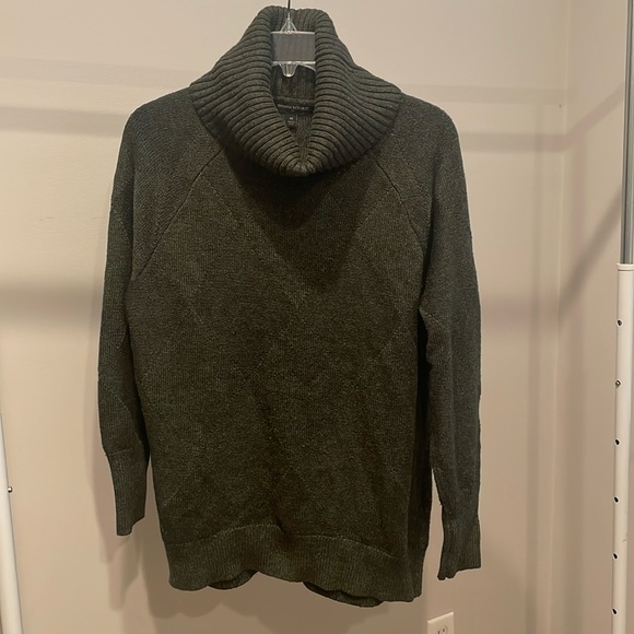 Banana Republic Sweaters - Banana Republic Olive Green Turtleneck Sweater, Fall Sweater, Size M
